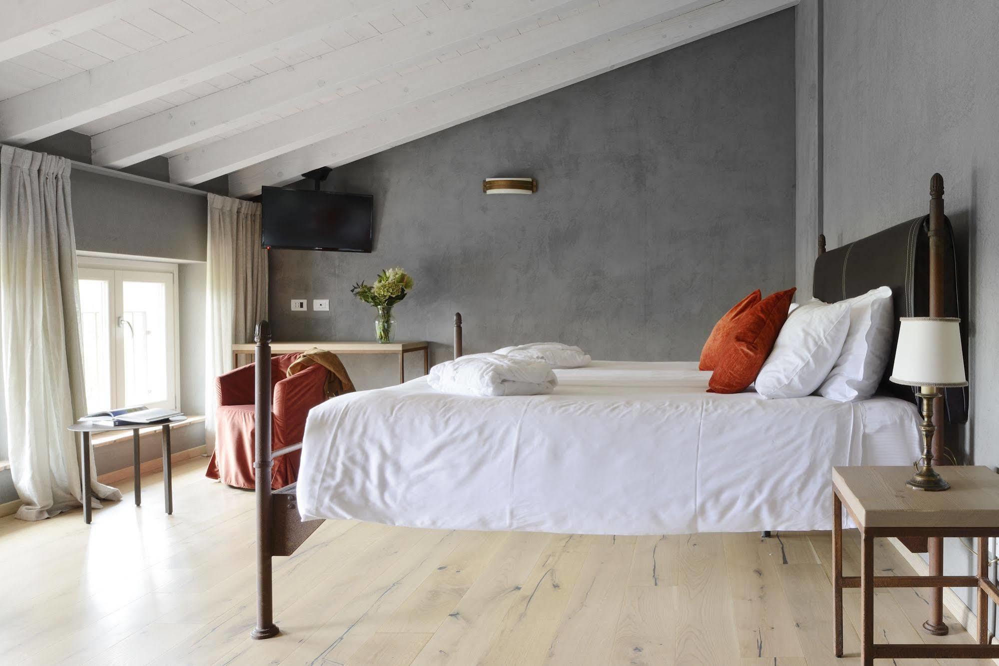 Relais Rossar Boutique Hotel Garda & Hills Costermano Eksteriør billede